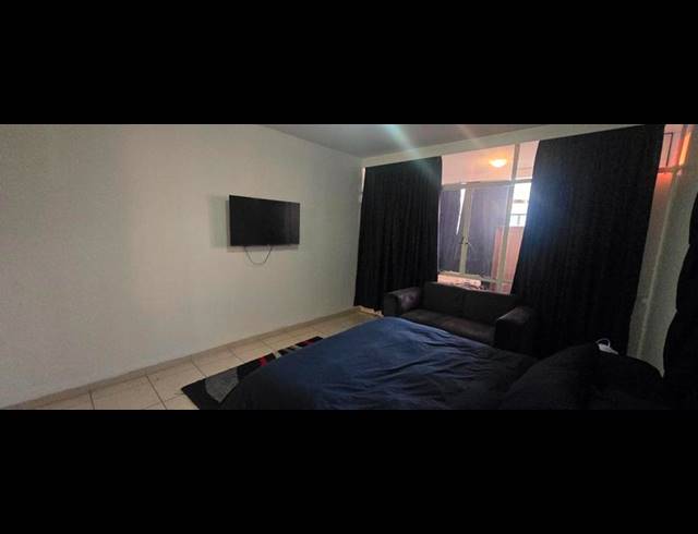 1 BEDROOM APARTMENT FOR SALE IN BEDFORD GARDENS